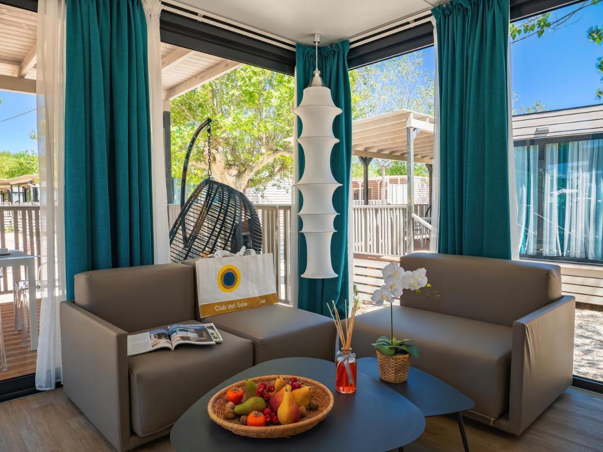 Club Del Sole Romagna Family Resort Riccione Buitenkant foto